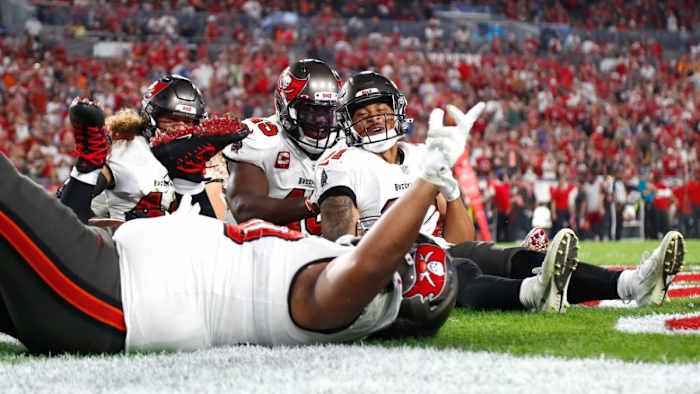 The Bucs' defense is getting some serious firepower back for the Wild Card matchup against the Eagles.