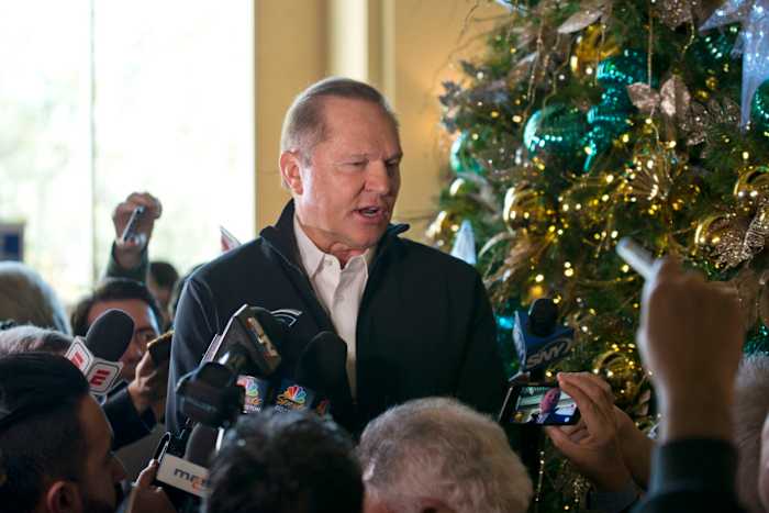 Carlos Correa's New Agent, Scott Boras