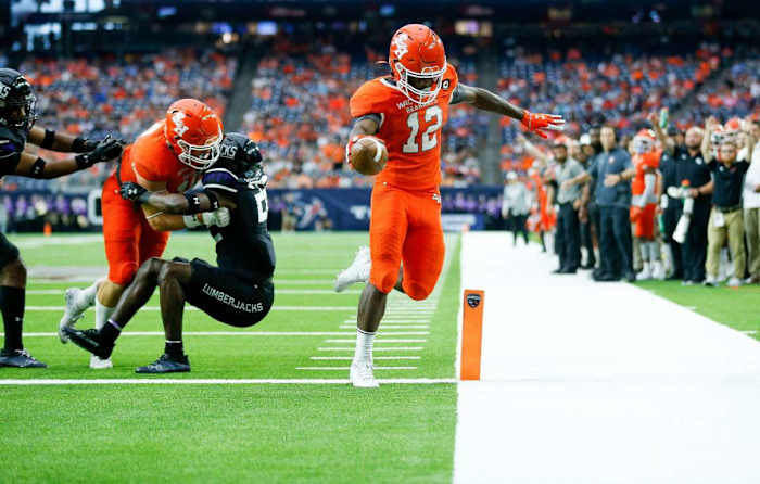 Jequez Ezzard, WR, Sam Houston State