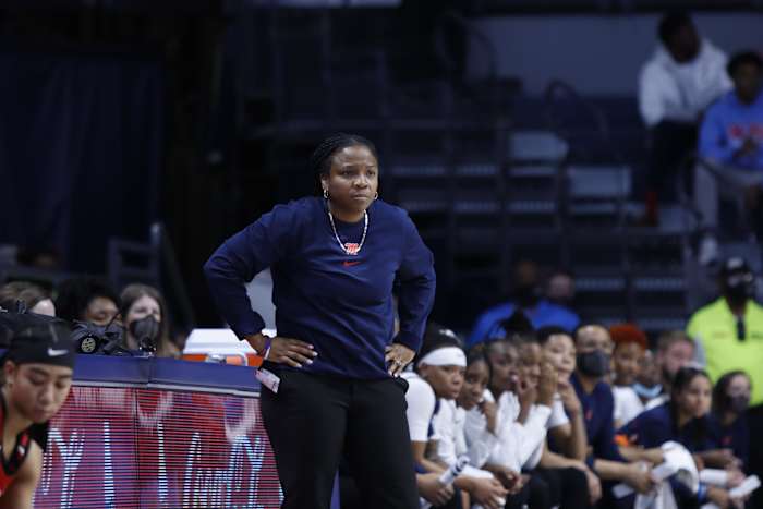Coach Yo Ole Miss Women's Basketball