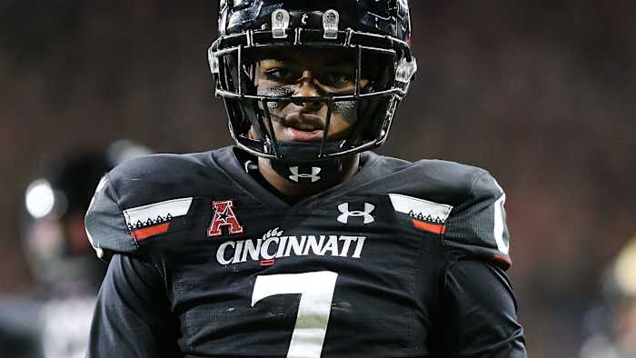 9037ea30-e9a2-45bf-9847-73a6226c49d2-100419_BEARCATS_731