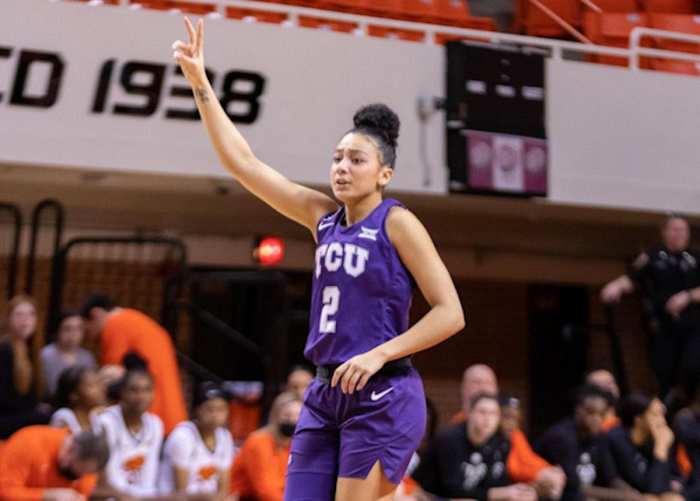 76E77C96-4F5E-4A7C-87EE-4A0AE4FCF32D