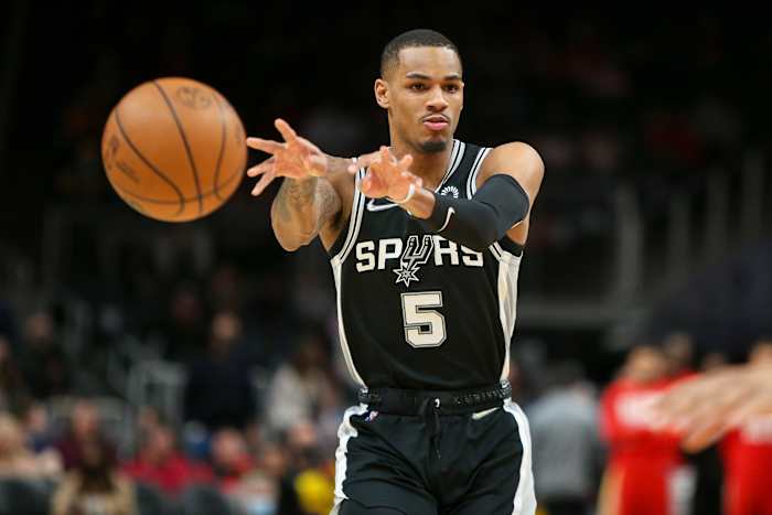Atlanta Hawks guard Dejounte Murray will share the backcourt with teammate Trae Young during the 2022-23 NBA season.