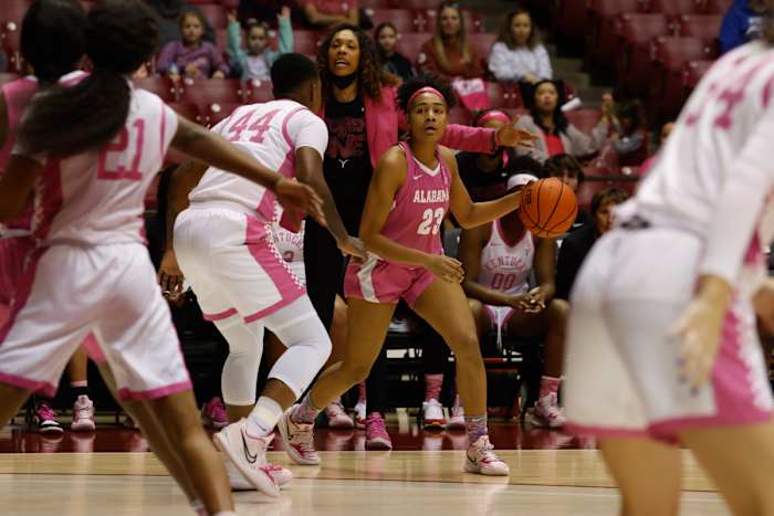 021322_WBB_DavisBr_Kentucky_JH0285