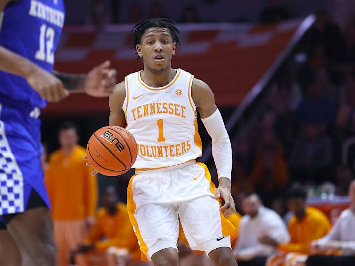 Tennessee guard Kennedy Chandler dribbles vs Kentucky