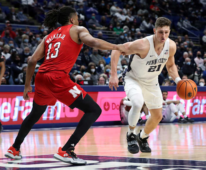 USATSI_17783312 Derrick Walker vs Penn State MBB 2022.02.27