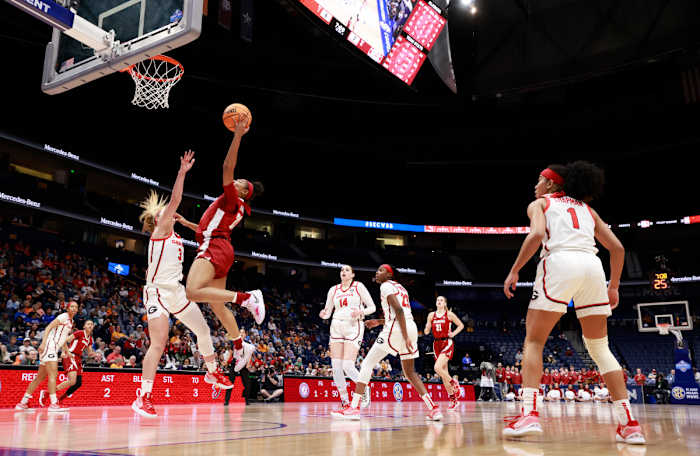 030322_WBB_DavisBr_Georgia_RC1760