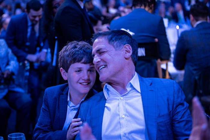 CC- MAVS BALL 22-SelectsBM4I0635