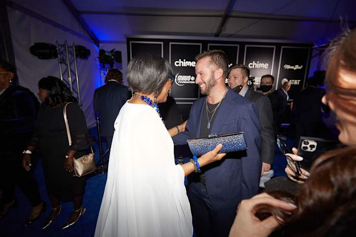 JG - MavsBall22 - 22715