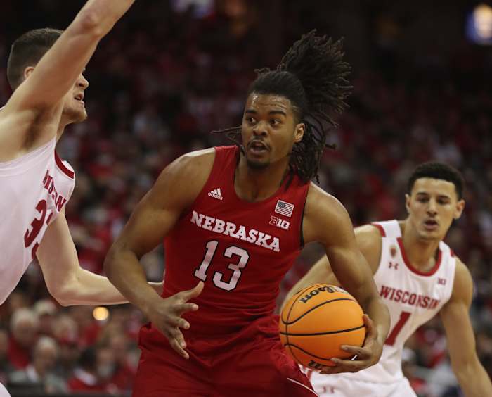 MBB vs Wisconsin 2022.03.06 Derrick Walker USATSI_17844612