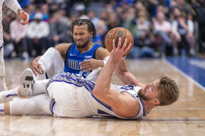 Jalen Brunson, Domantas Sabonis, Dallas Mavericks, Sacramento Kings