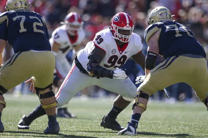 Georgia DT Jordan Davis rushes passer