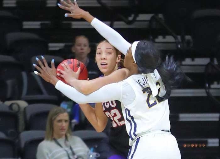 3CE1D870-7512-4B90-8EF0-C7AD5354F854