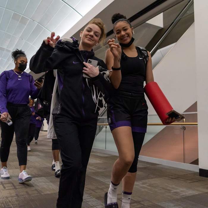 653A3BA8-F467-4794-81DB-5B999FAF56EC