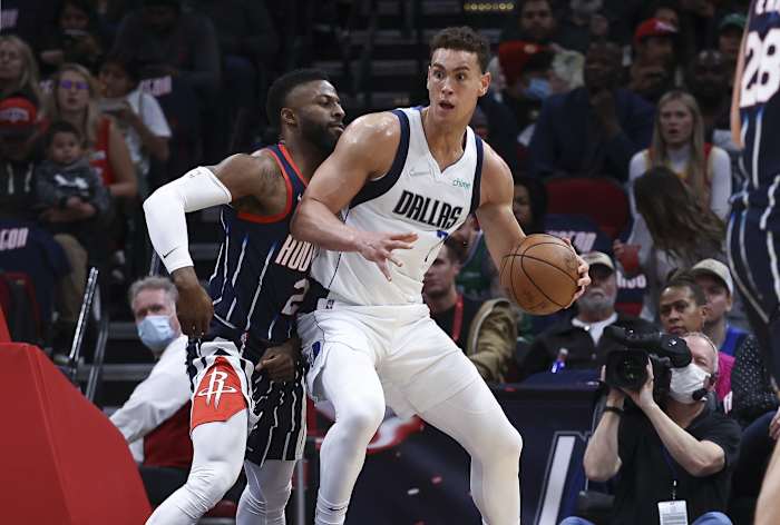 Dwight Powell, Dallas Mavericks