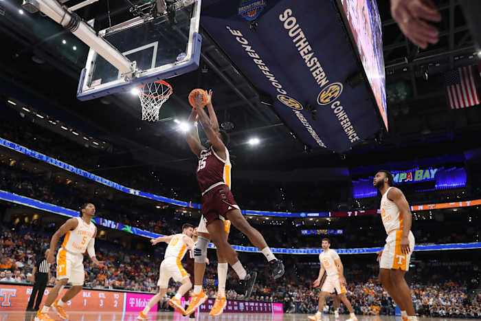 Henry Coleman III vs. Tennessee Volunteers