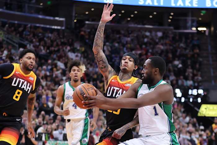 Theo Pinson, Dallas Mavericks