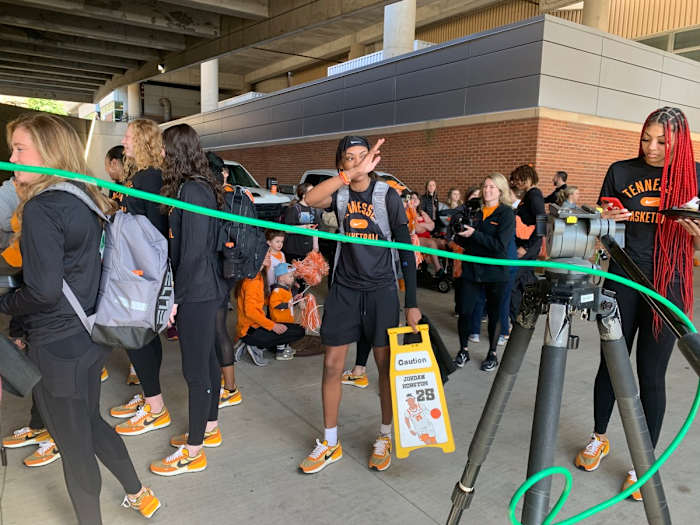 136F0DCA-220A-4DC9-8B9D-0EC51651DFF0