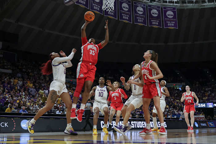 Tanaya Beacham shoots the ball.
