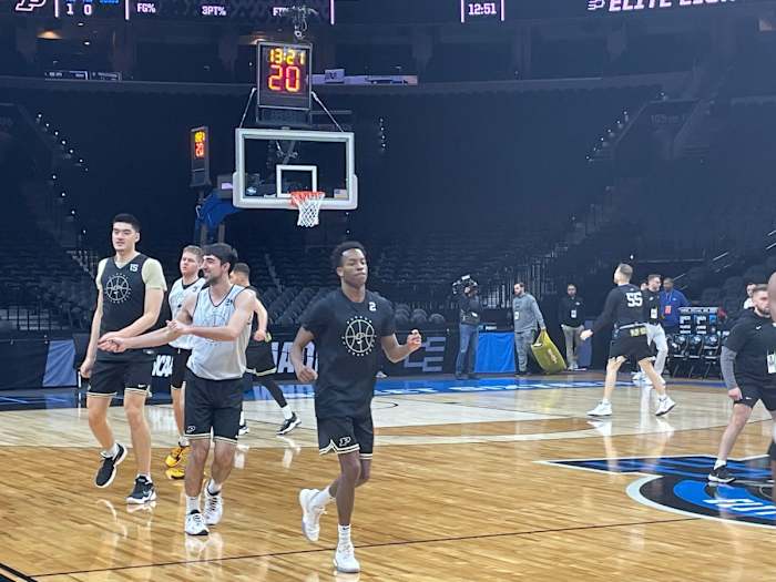 BAC018FE-7828-49A7-B624-2C3C7CE2DD46