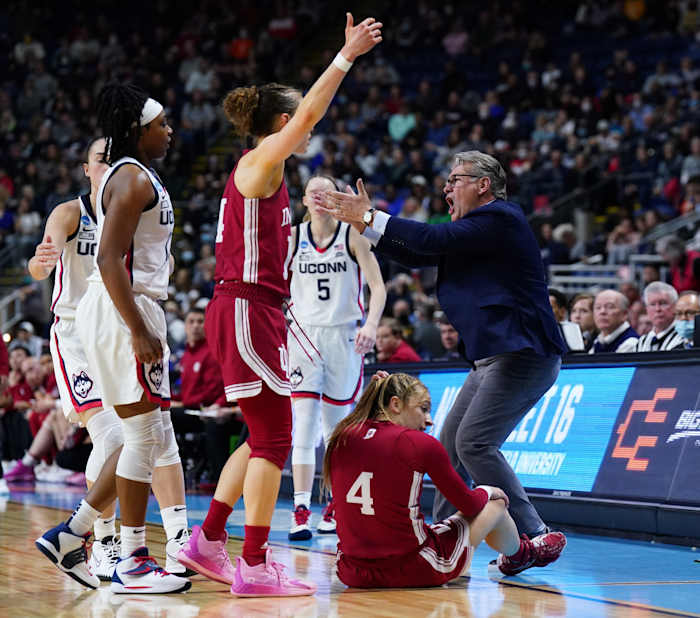 UConnGenoAuriemmaYellIndiana