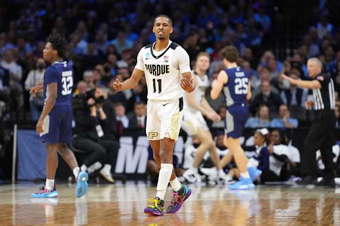 Isaiah Thompson vs st. peter's