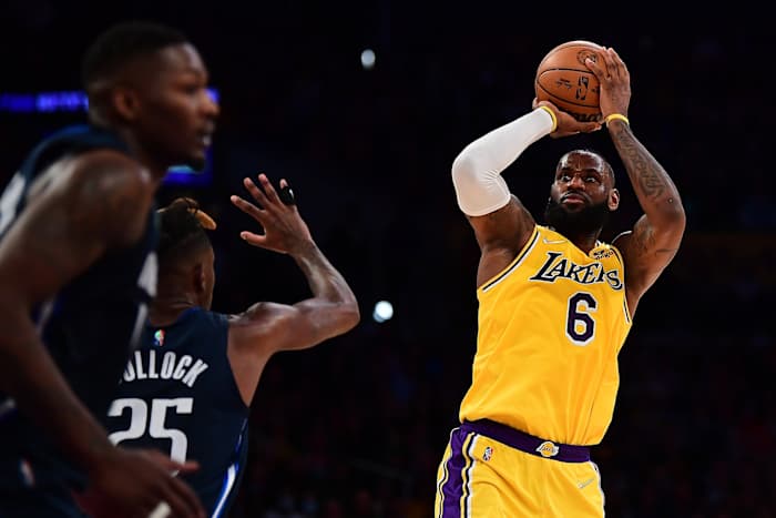 LeBron James, Los Angeles Lakers