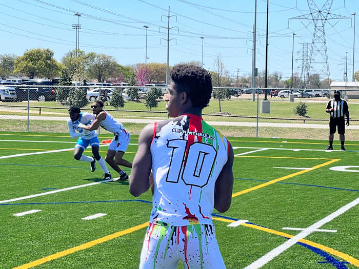 Kelden Ryan Quarterback Keller (Texas) Central 2025 DR Sportz Dallas Young Bullz