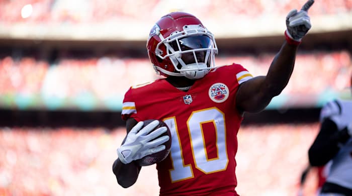 Kansas City Chiefs wide receiver Tyreek Hill (10) celebrates after a first down catch in the first quarter during the AFC championship NFL football game, Sunday, Jan. 30, 2022, at GEHA Field at Arrowhead Stadium in Kansas City, Mo. Cincinnati Bengals At Kansas City Chiefs Jan 30 Afc Championship 54