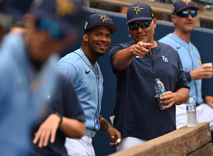 RaysKevinCashWanderFrancoDugout