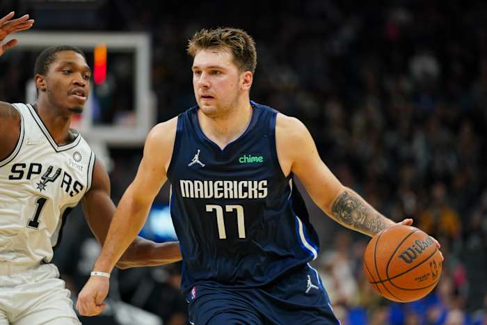 Luka Doncic, Dallas Mavericks, San Antonio Spurs