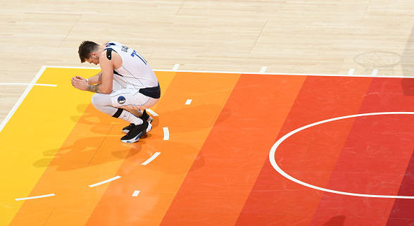 gettyimages-1240315625-594x594