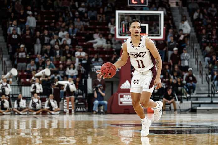 6C9754AB-9FA1-42E1-B9D2-6B300946E8EF