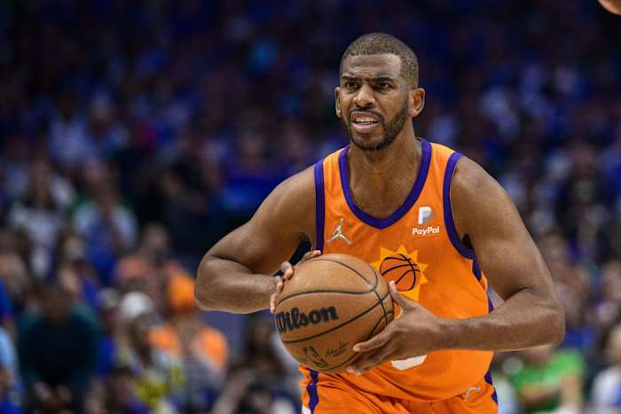 Phoenix Suns point guard Chris Paul