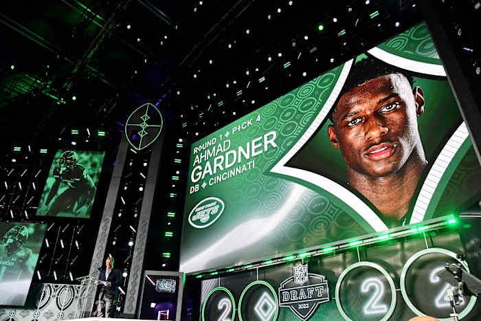 Apr 28, 2022; Las Vegas, NV, USA; NFL commissioner Roger Goodell announces Cincinnati cornerback Ahmad 'Sauce' Gardner as the fourth overall pick to the New York Jets during the first round of the 2022 NFL Draft at the NFL Draft Theater. Mandatory Credit: Gary Vasquez-USA TODAY Sports