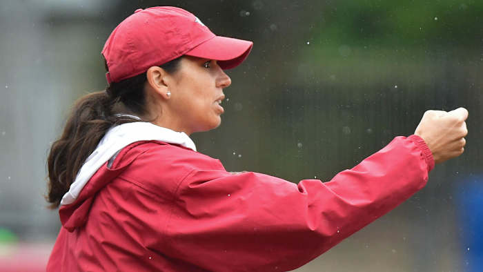 Courtney Deifel-Oregon NCAA 02