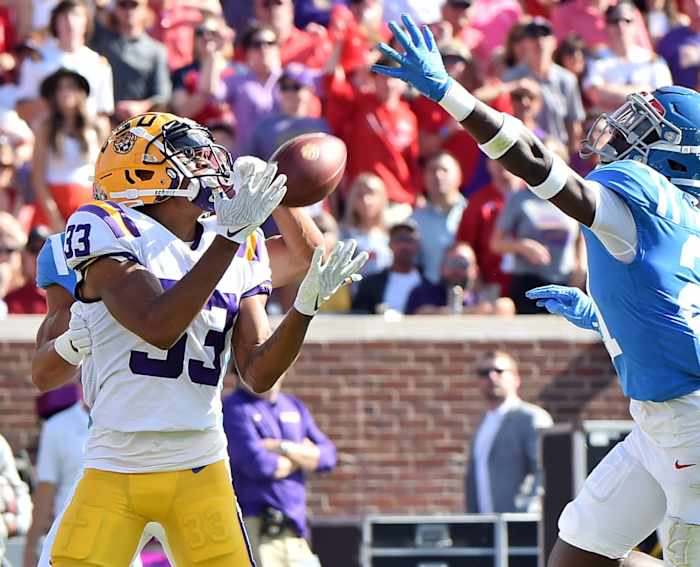 Try Palmer 2021 LSU football catch vs Ole Miss