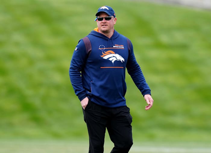 Broncos coach Nathaniel Hackett