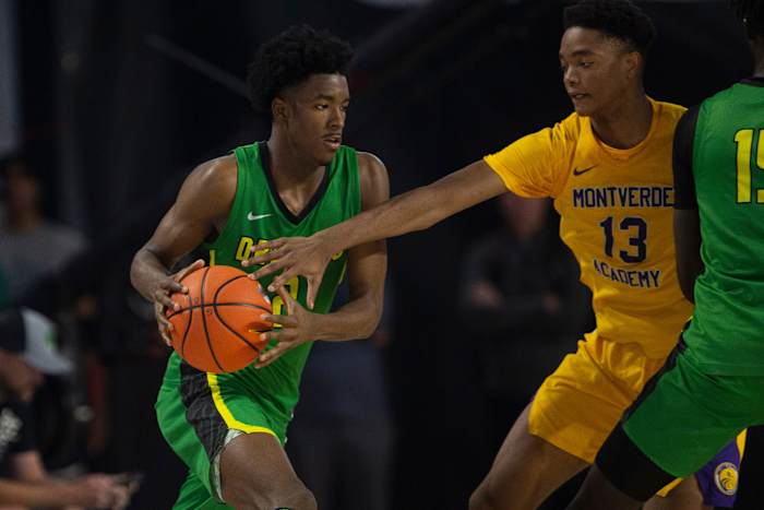 AZ Compass Prep's Chance Westry (2) drives the basketball during the GEICO Nationals quarterfinal between AZ Compass Prep (Ariz.) and Montverde Academy (Fla.), Thursday, March 31, 2022, at Suncoast Credit Union Arena in Fort Myers, Fla.Montverde Academy defeated AZ Compass Prep 72-63. GEICO Nationals 2022: AZ Compass Prep (Ariz.) vs. Montverde Academy (Fla.), March 31, 2022