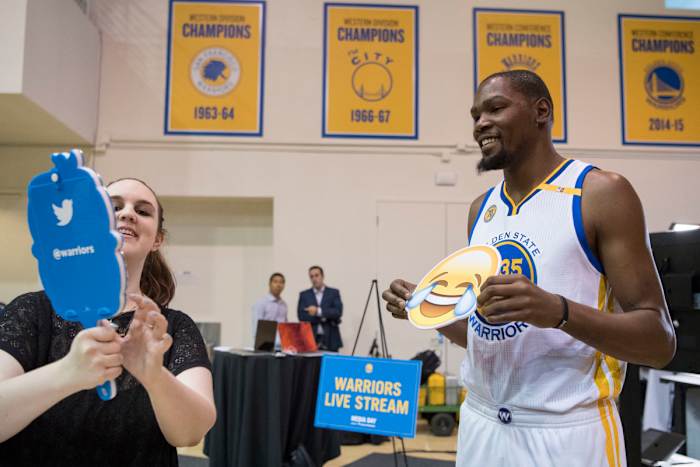 Golden State Warriors forward Kevin Durant (35) poses for a Twitter post during media day at the Warriors Practice Facility.