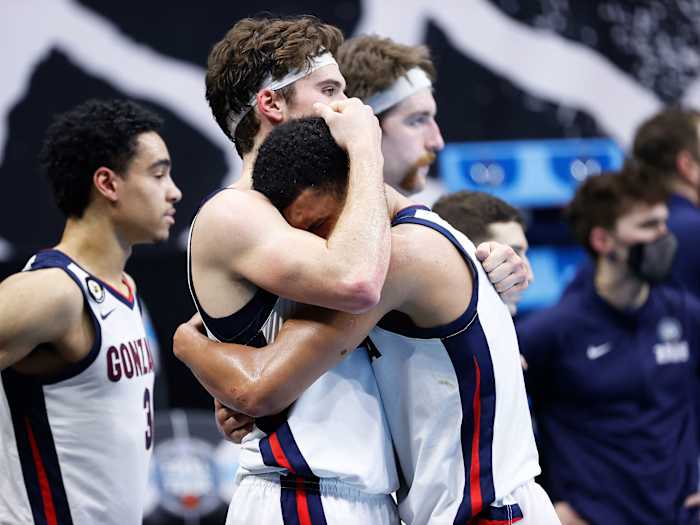 Corey Kispert consoles Jalen Suggs