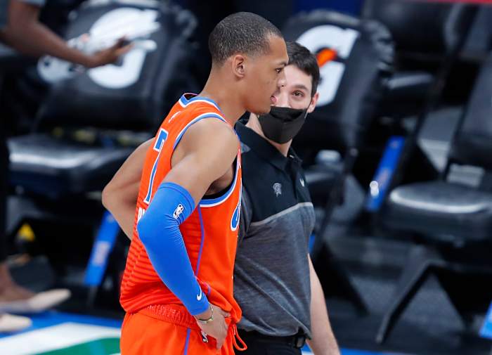 Mark Daigneault, Darius Bazley