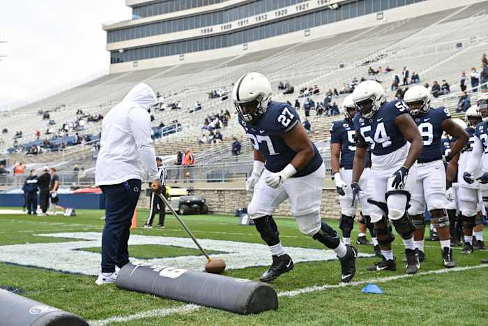 Defensive lineman Aeneas Hawkins