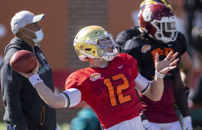 Ian Book at a Reese's Senior Bowl practice