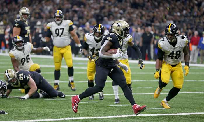 New Orleans Saints running back Alvin Kamara (41) scores a touchdown against the Pittsburgh Steelers. Mandatory Credit: Chuck Cook-USA TODAY Sports