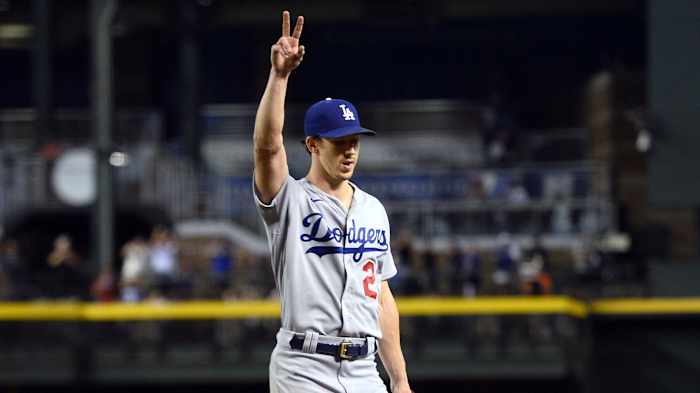 walker buehler