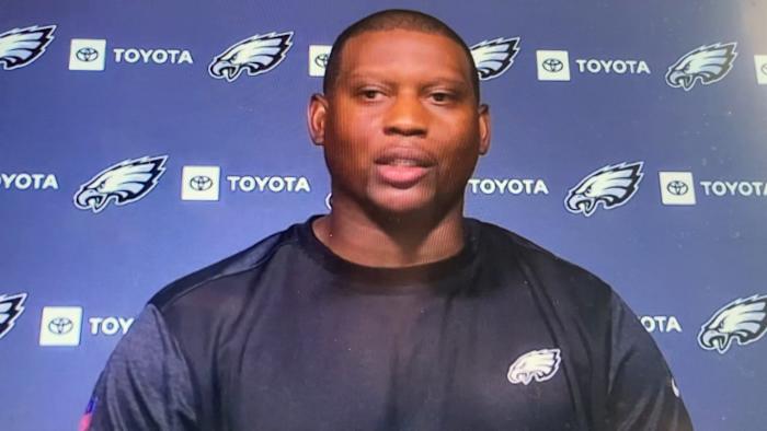 Eagles DB coach Dennard Wilson