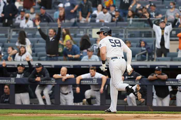 Yankees Luke Voit home run trot