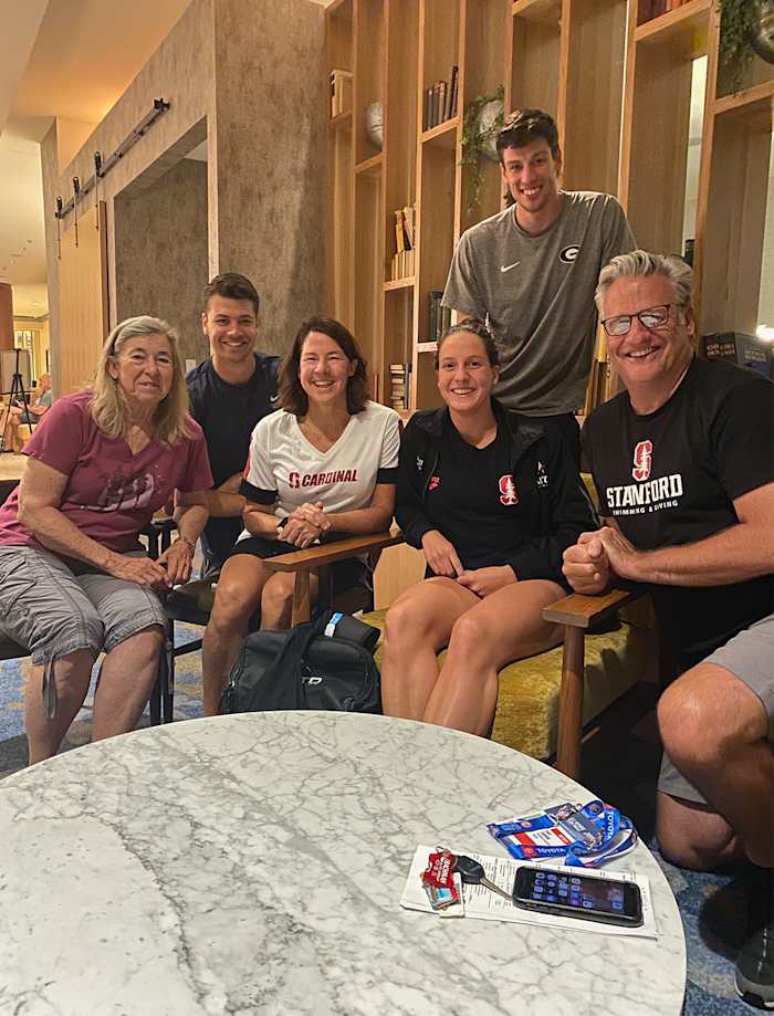 Brooke Forde (second from right) surrounded by her family: (L to R) grandma, oldest brother Mitchell, mom, older brother Clayton and dad.
