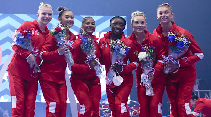 us-olympic-gymnnastics-team